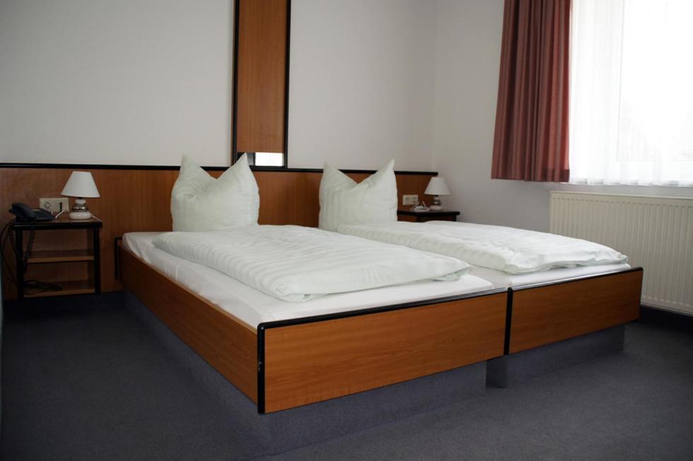 Landhotel Pagram-Frankfurt/Oder Франкфурт на Одер Екстериор снимка